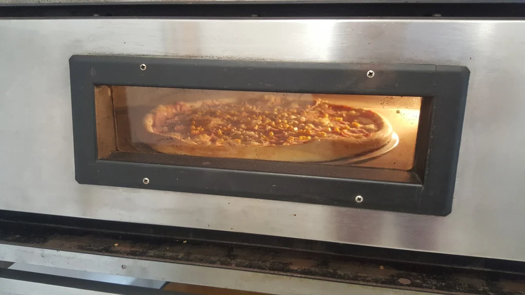 Pizzeria Staff — zdjęcie 4