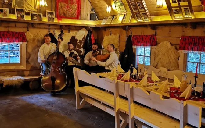 Karczma Chata Zbójnicka – Karczma regionalna w Zakopanem
