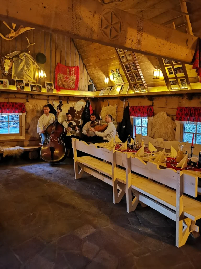 Karczma Chata Zbójnicka – Karczma regionalna w Zakopanem