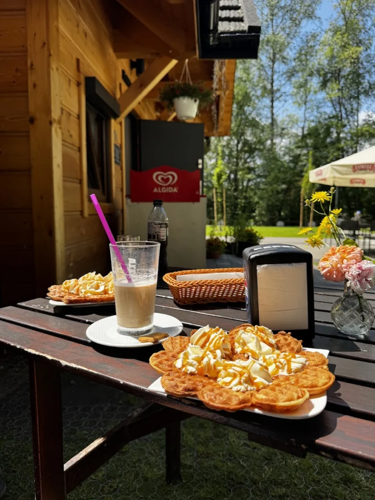 Kawiarnia na bulwarach (dawny bar U Władka) — zdjęcie 3