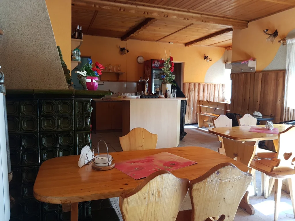 Myśliwski. Bar. Dziadkowiec W. – Restauracja w Rabce-Zdroju