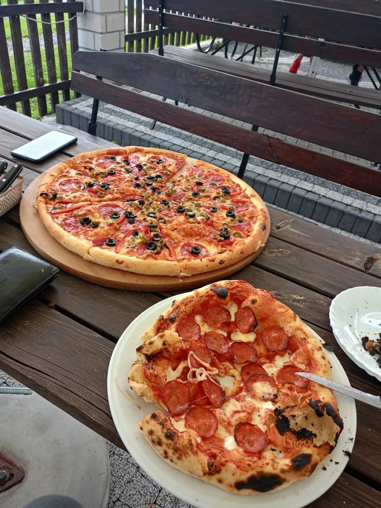 Pizzeria-Pub Staff — zdjęcie 3