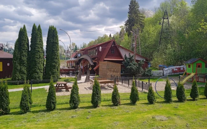 Cafe Bar Lodowisko – Kawiarnia w Rabce-Zdroju