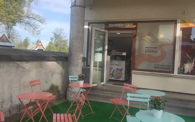 Lodowy Przystanek🍦 – Restauracja w Czarnym Dunajcu