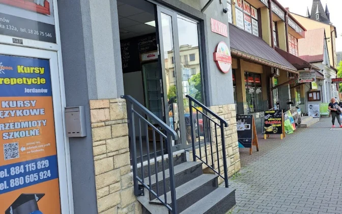 Wytwórnia Lodów Tradycyjnych Jordanów – Restauracja w Jordanowie