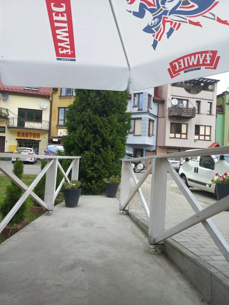 Restauracja Pełna Chata – Restauracja w Jordanowie