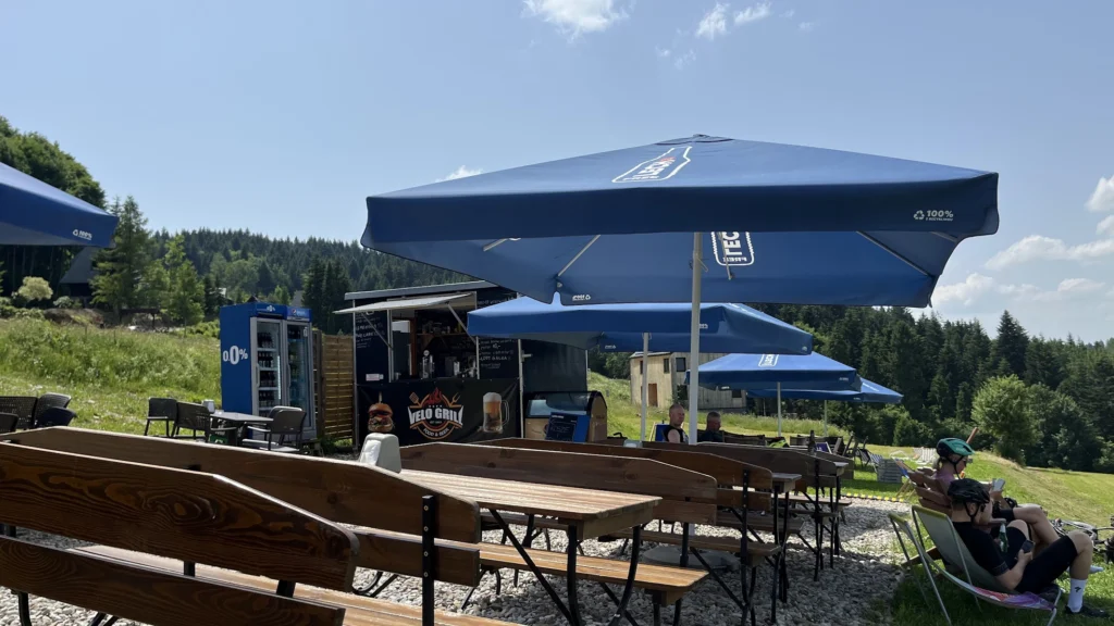 Velo Grill – Restauracja w Mizernej