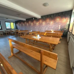 Pizzeria Jano pod strażacką strzechą