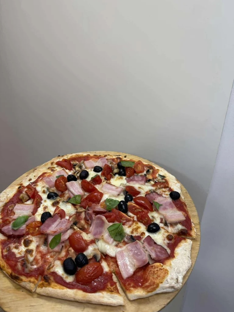 Pizzeria Jano pod strażacką strzechą — zdjęcie 3