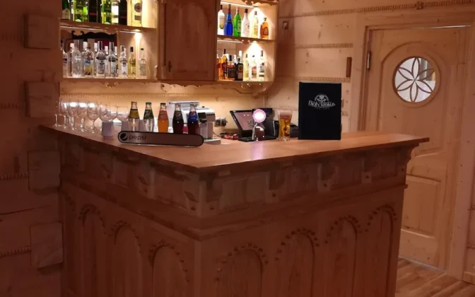 Biały Krokus Karczma – Karczma regionalna w Kościelisku