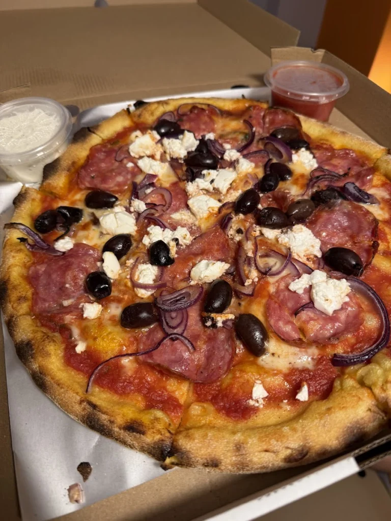 Paradise Yellow Pizza — zdjęcie 3