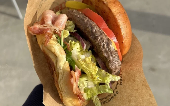 LodoweLove burgery lody zapiekanki jak dawniej. – Burgery w Nowym Targu
