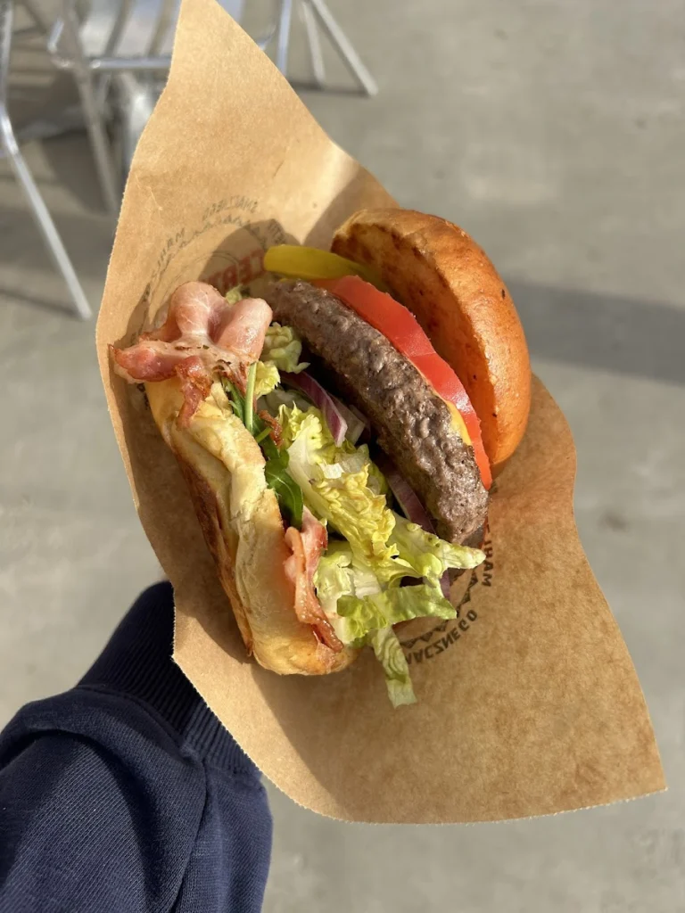 LodoweLove burgery lody zapiekanki jak dawniej. – Burgery w Nowym Targu