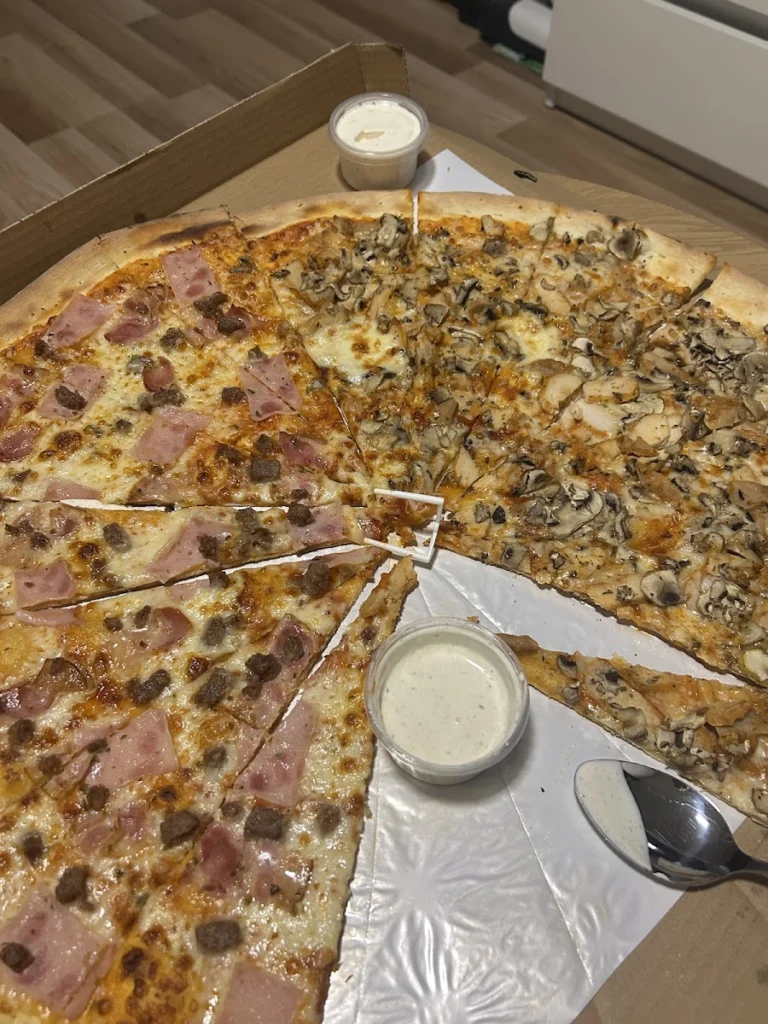 Domino’s Pizza & 105 — zdjęcie 3