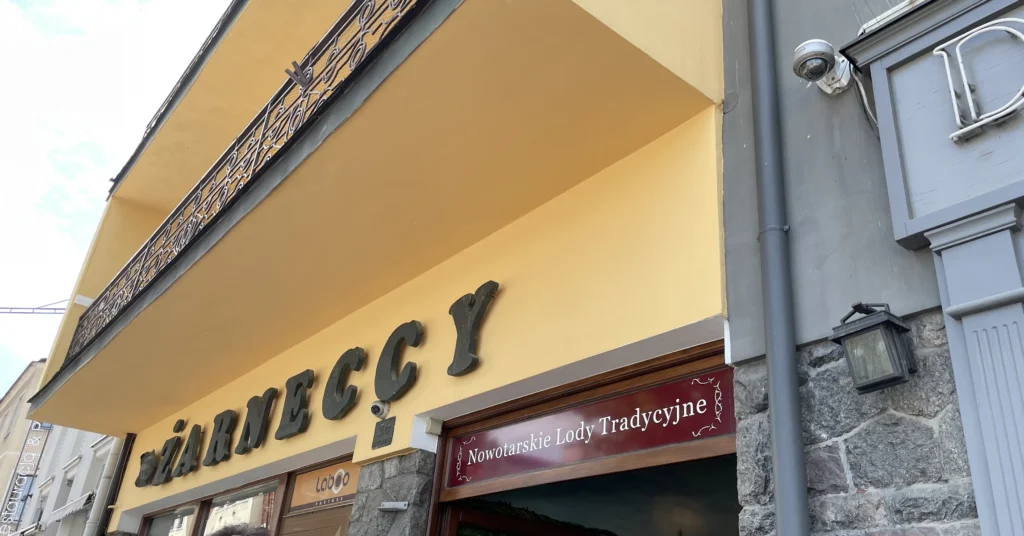 Żarneccy | Lodziarnia i Kawiarnia – Kawiarnia w Nowym Targu