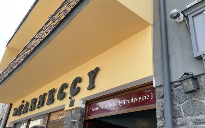 Żarneccy | Lodziarnia i Kawiarnia – Kawiarnia w Nowym Targu