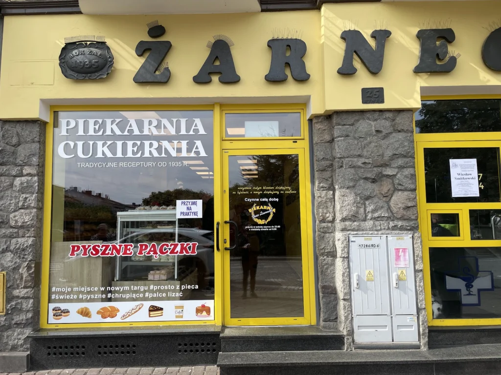 Piekarnia Cukiernia Piotr Żarnecki – Kawiarnia w Nowym Targu