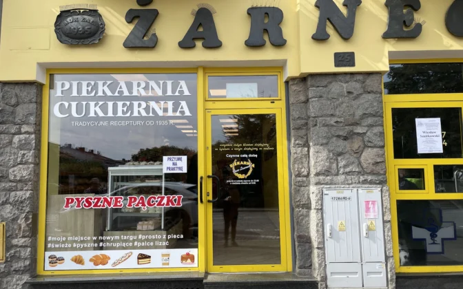 Piekarnia Cukiernia Piotr Żarnecki – Kawiarnia w Nowym Targu