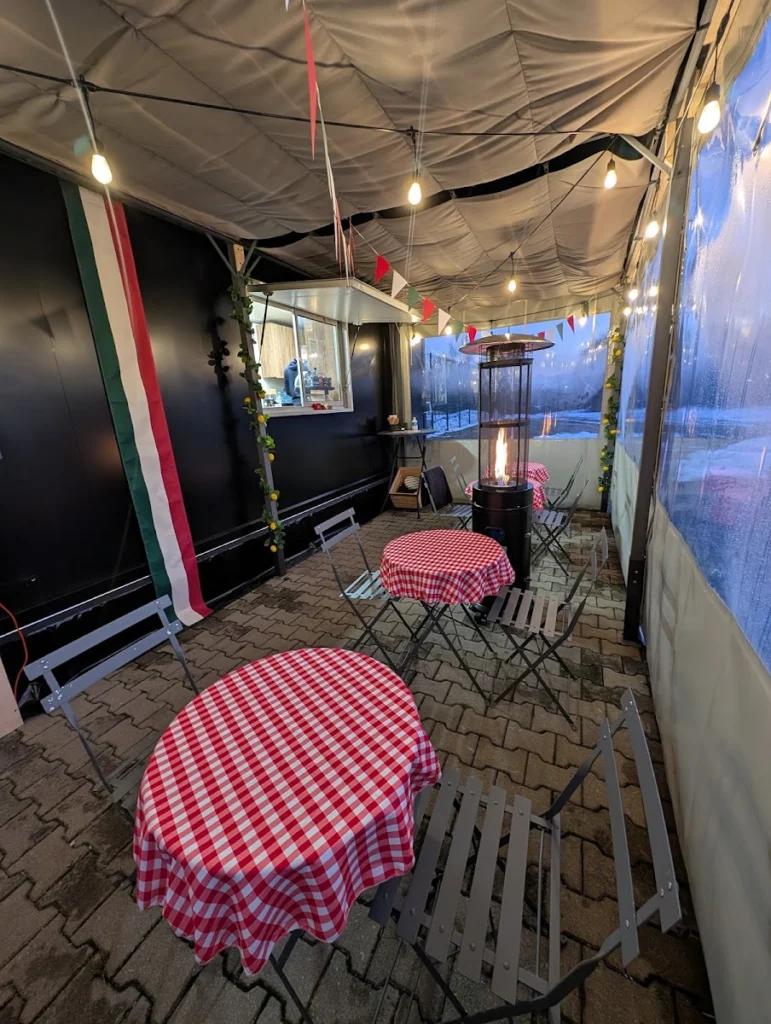 Pizza Napoletana Gourmet FoodTruck Ludźmierz — zdjęcie 4