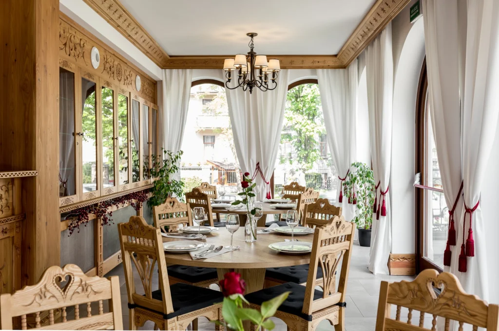 Restauracja Staropolska – Restauracja w Zakopanem
