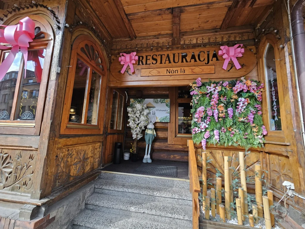 Nón Lá Zakopane – Restauracja w Zakopanem