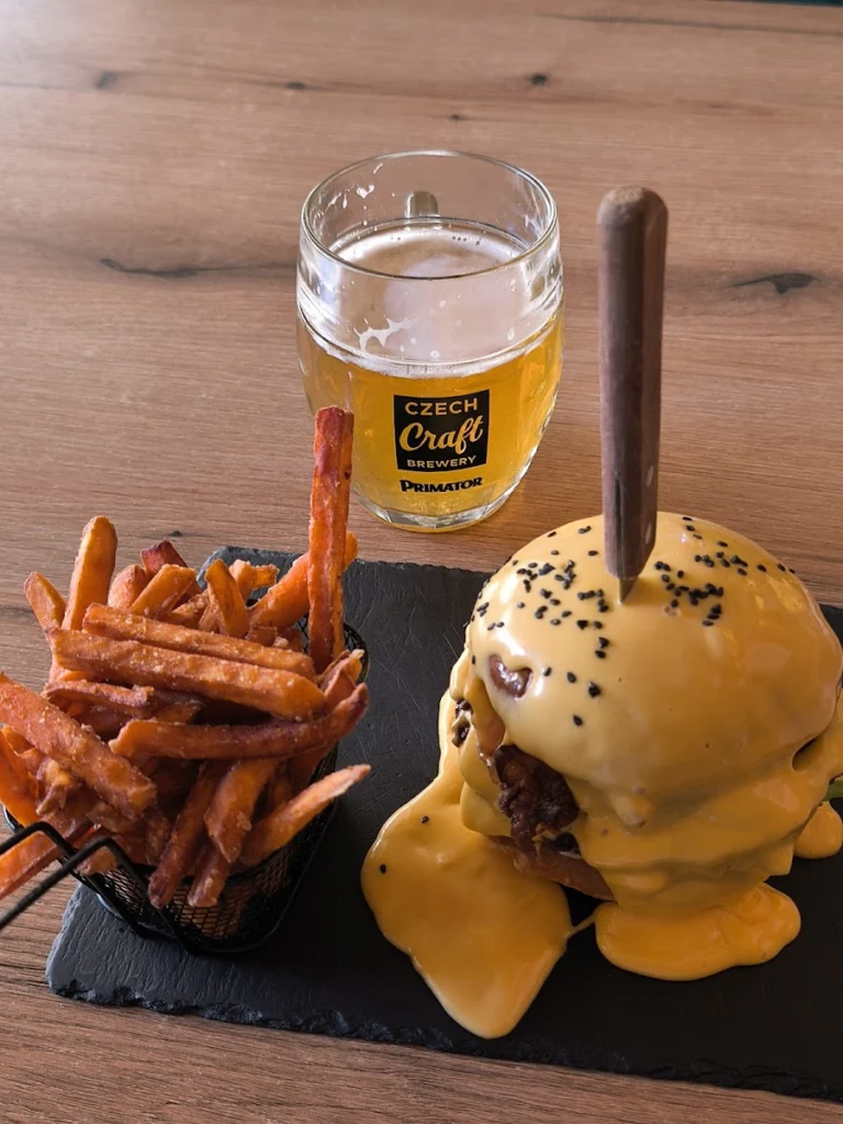 Burger i piwo Zakopane — zdjęcie 3