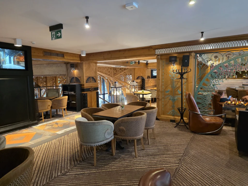 Lounge e Bar Bachleda Resort Zakopane – Restauracja w Zakopanem