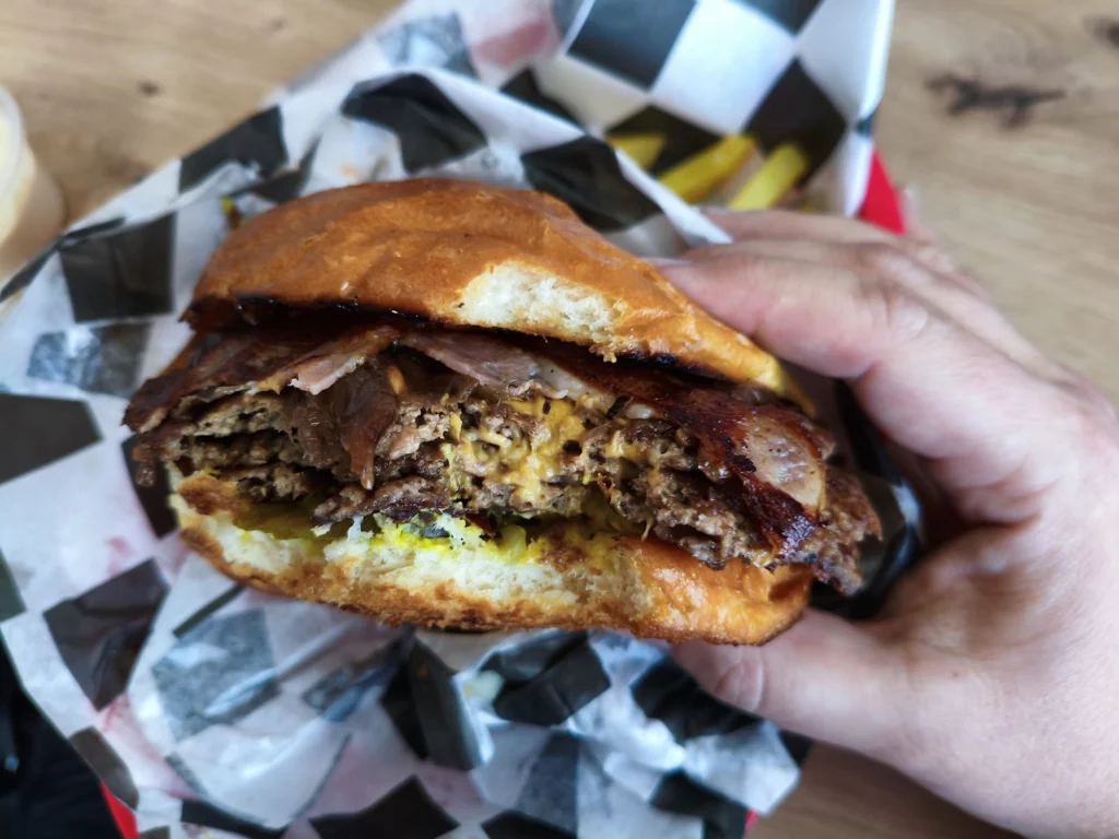 MIAZGA BURGER — zdjęcie 4