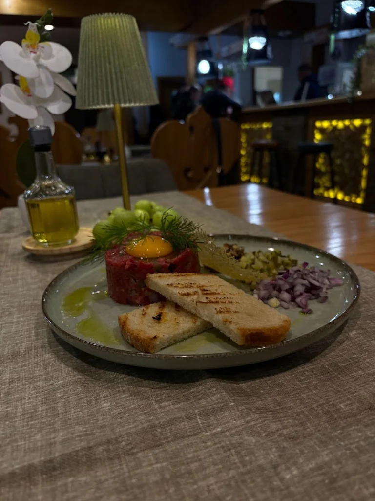 Zawierucha Restauracja Regionalna — zdjęcie 2