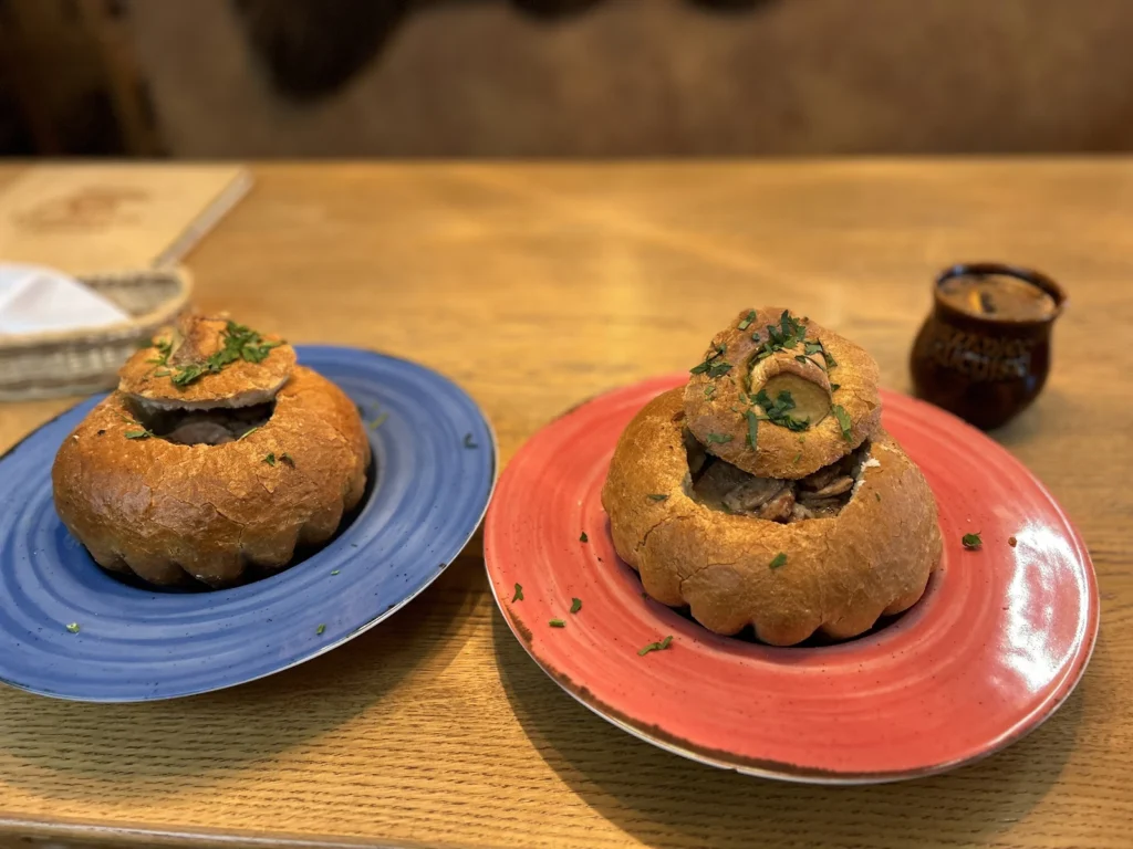 Karczma Niedźwiedź i spółka — zdjęcie 3