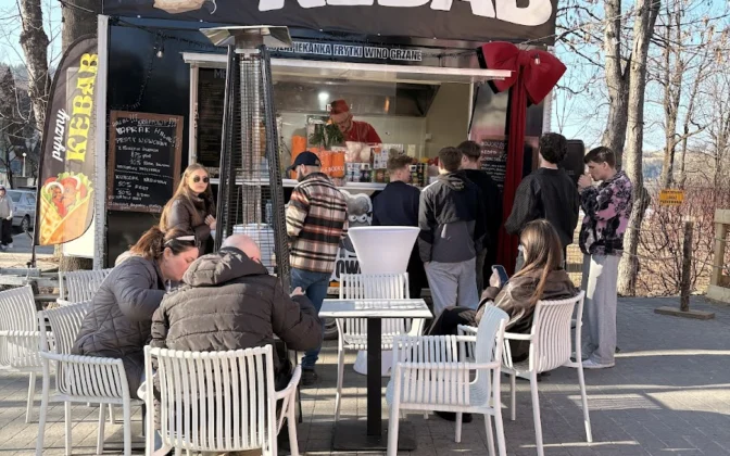 DÖNER KEBAB KRAFT 'N GRILL CZARNA OWCA ZAKOPANE – Kebab w Zakopanem