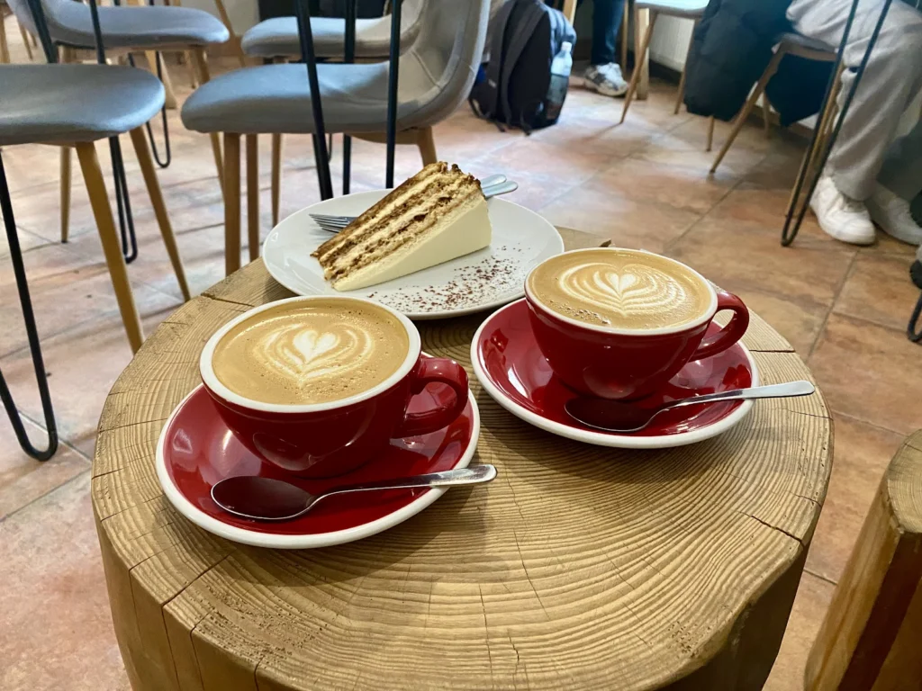 LA MANO Speciality Coffee & More — zdjęcie 3