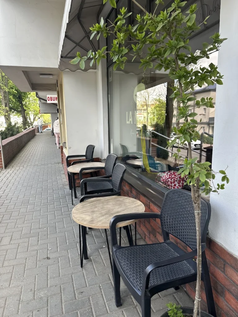 LA MANO Speciality Coffee & More – Restauracja w Zakopanem