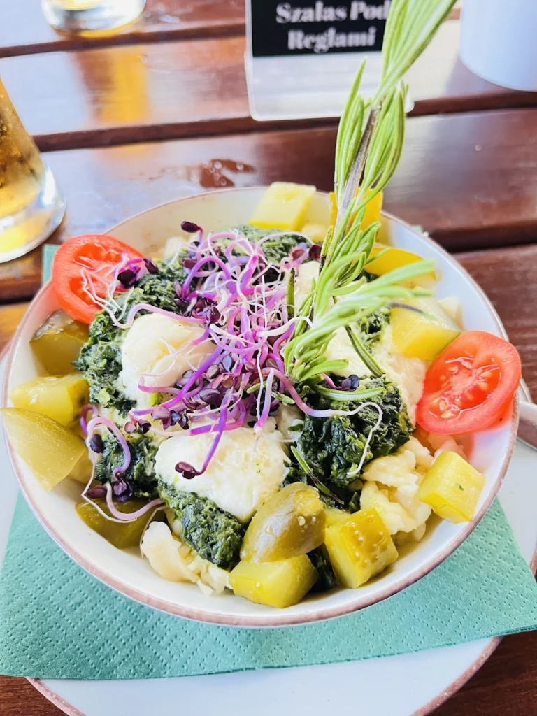 Restauracja regionalna ,,Szałas pod Reglami” — zdjęcie 5