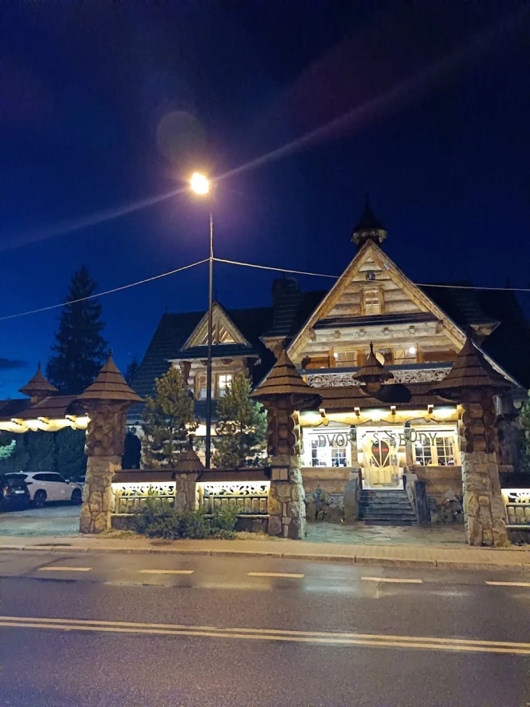 Karczma MYŚLIWSKA Dwór ŚLEBÓDY — zdjęcie 4