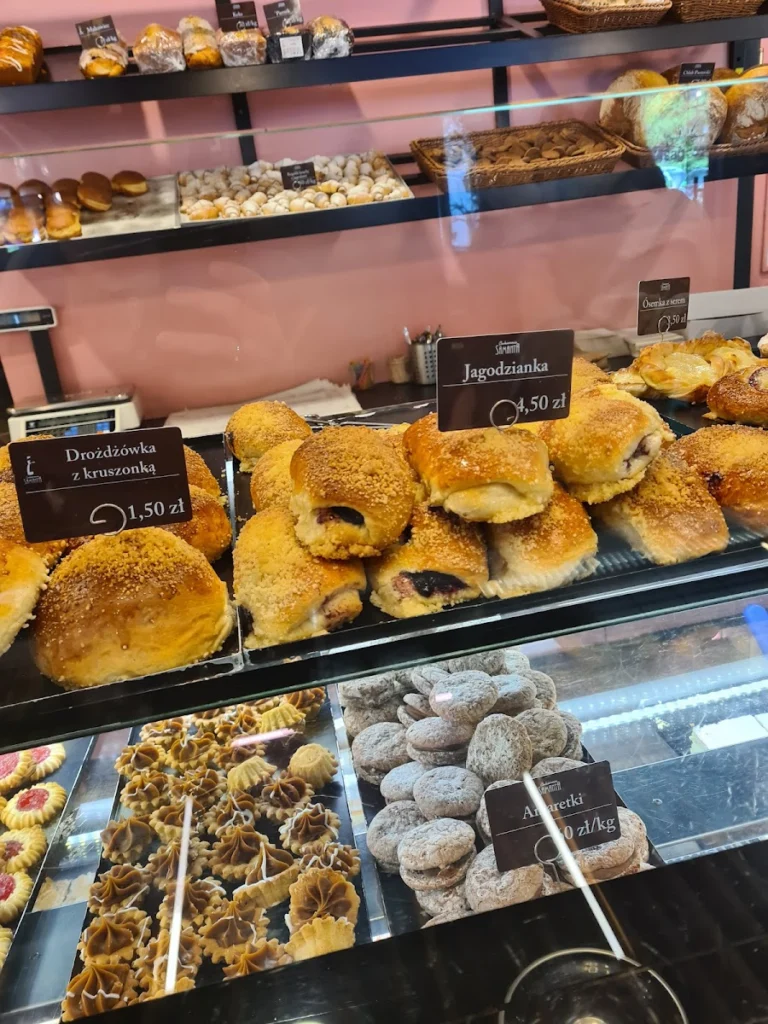 Zakład Produkcji Piekarskiej i Cukierniczej Cukiernia SAMANTA — zdjęcie 2