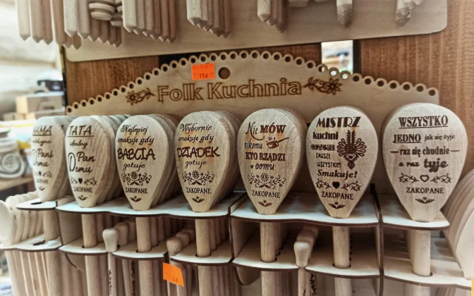 Gofry bąbelkowe, lody, krówki – Restauracja w Zakopanem