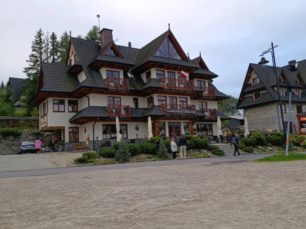 Kawiarnia Góralska i Restauracja Bukowina — zdjęcie 3