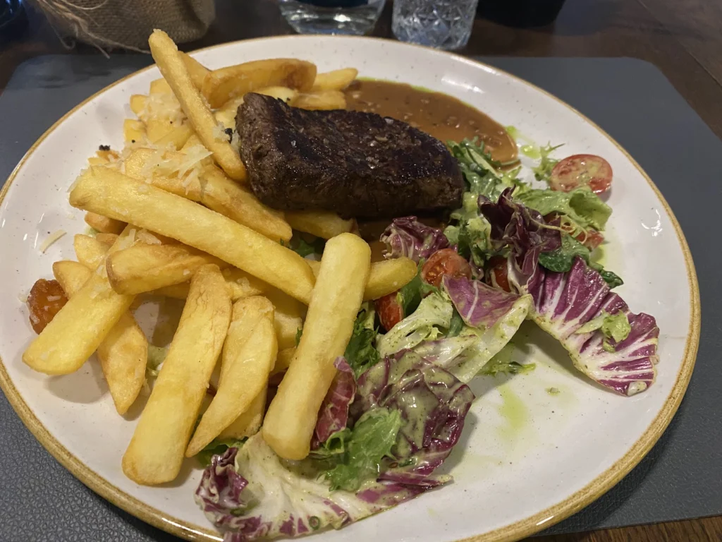 Restauracja ZAWRAT — zdjęcie 3