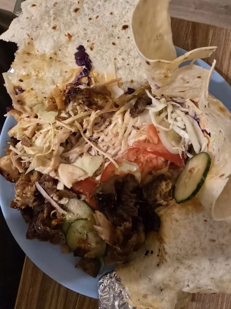 KEBAB SERNIK WINO — zdjęcie 3