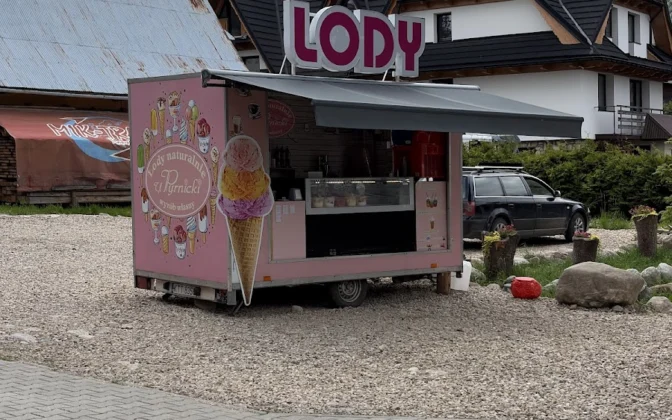 Lody naturalne u Pyrnickich – Restauracja w Kościelisku