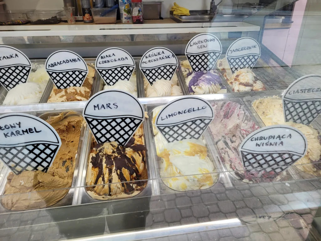 Pyszne Lody U Pyrnicki – Restauracja w Poroninie